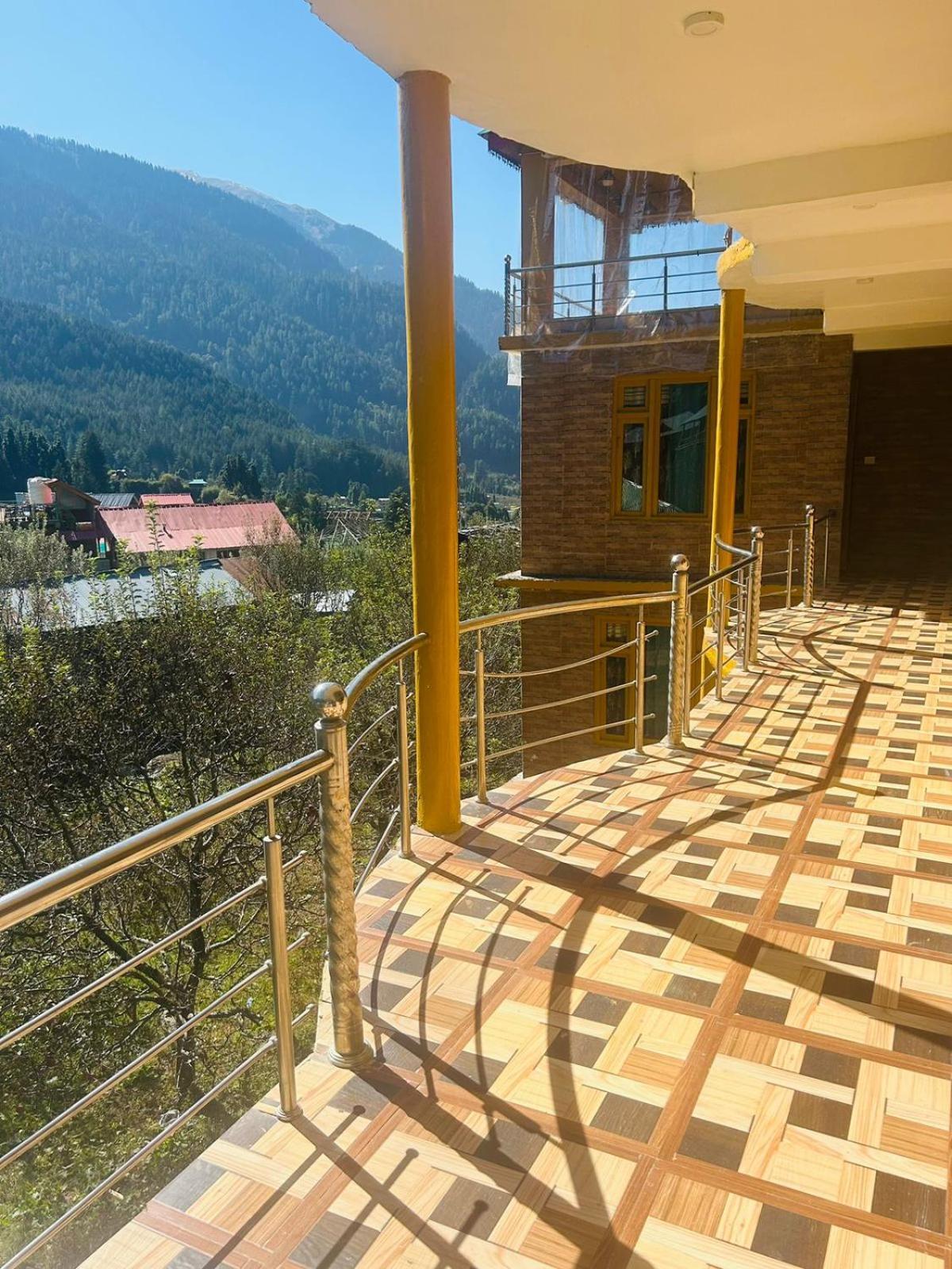 Tafreegram Otel Kalgha Dış mekan fotoğraf