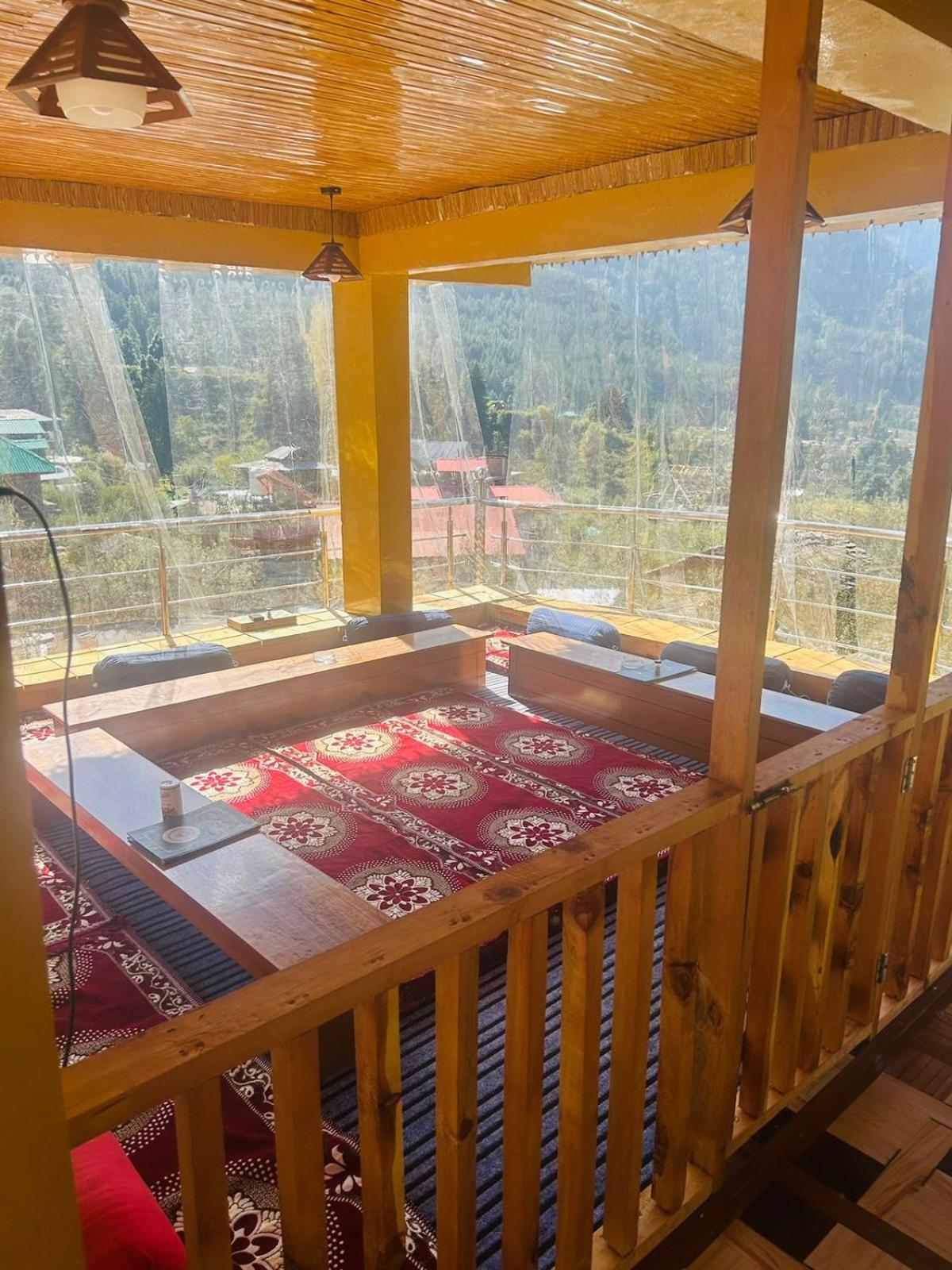 Tafreegram Otel Kalgha Dış mekan fotoğraf